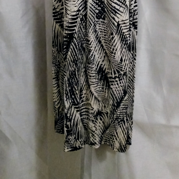 Mlle Gabrielle Plus Size Tropical Print High Neck Jewel Sheath Maxi Dress 2X - Picture 4 of 11